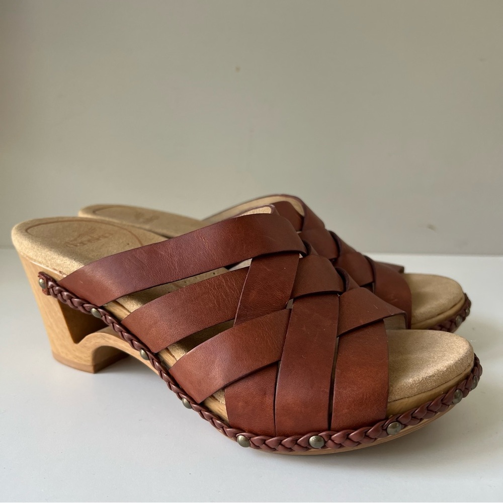 Dansko Leather Tory Sandals With Cutout Silhouette